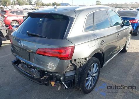 2021 Audi Q5 Premium Plus 55 Tfsi E Quattro S Tronic z USA, uszkodzony, nr VIN WA1E2AFYXM2041002